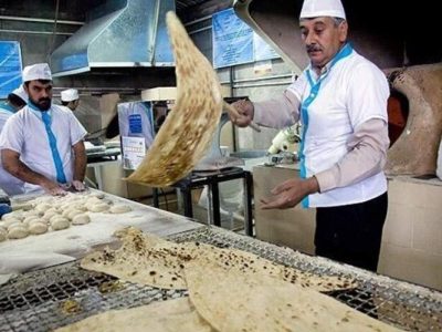صف انتظار خرید نان/ آردی که هست نانی که نیست