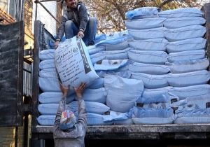 تنور نانواییها روشن و آردها در دسترساند