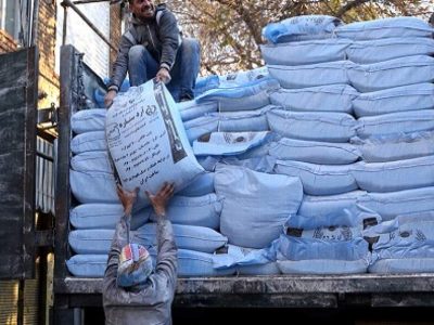 تنور نانوایی‌ها روشن و آردها در دسترس‌اند